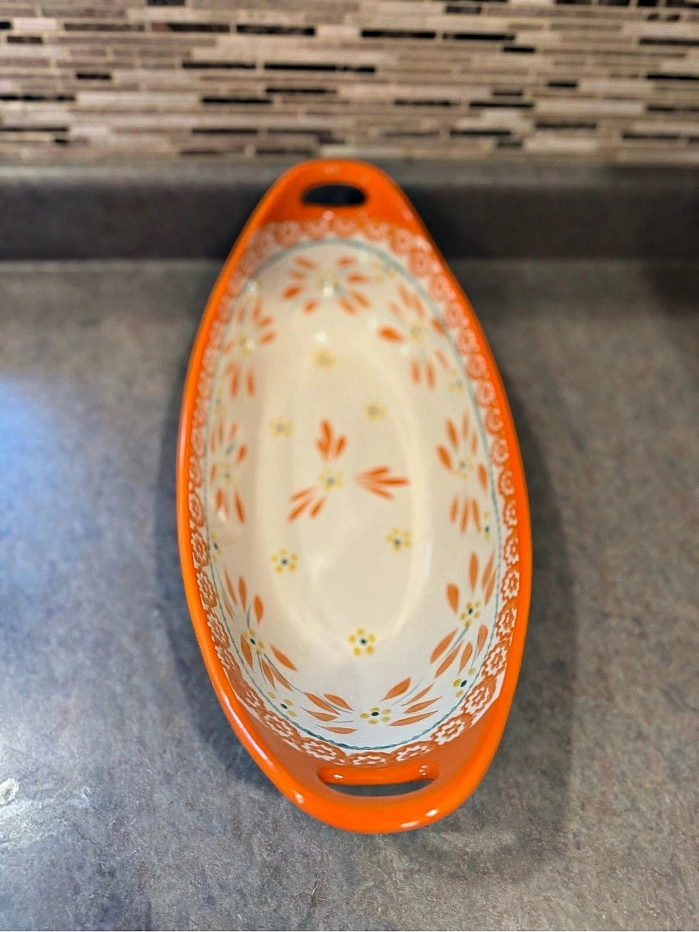 Temp-tations 15"x7" Oval Centerpiece Bowl, 1.5 Qt,Bake & Serve, TANGERINE K43791